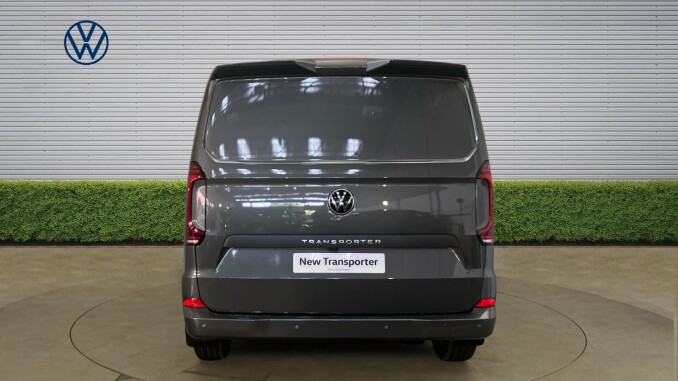 Volkswagen Transporter T32 Swb Diesel 2.0 TDI 170 Commerce Pro S Van Auto [5 Plus] - Image 8